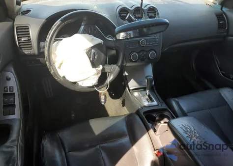 2010 Nissan Altima Base z USA, uszkodzony, nr VIN 1N4AL2AP8AC189005